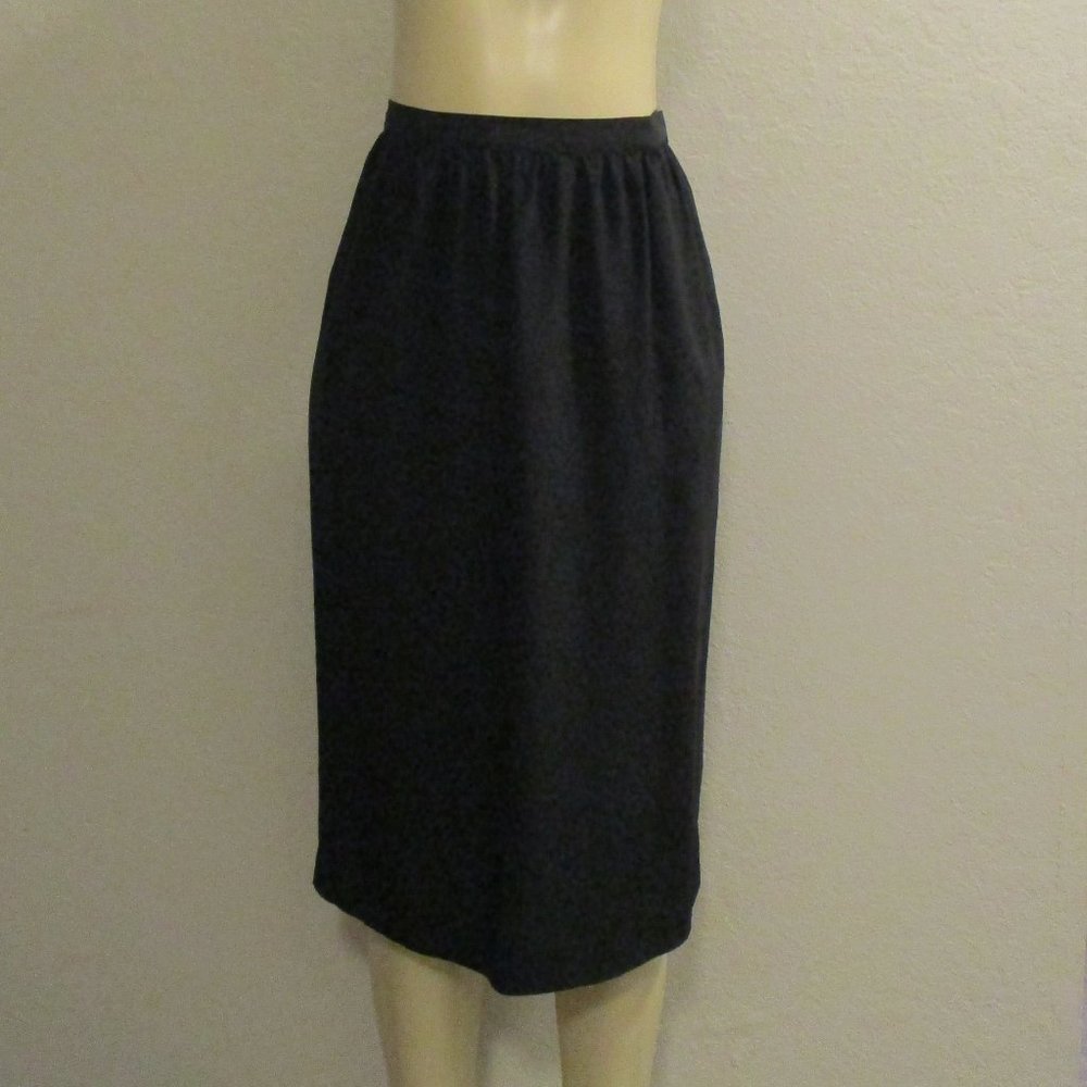 Hara Sung Black Skirt 6 (Fits Teen or Small Woman)